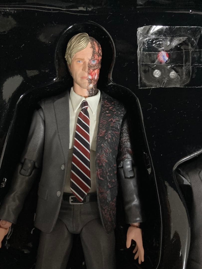 MAFEX マフェックス トゥーフェイス　ハービーデントNo.54 ダークナイト