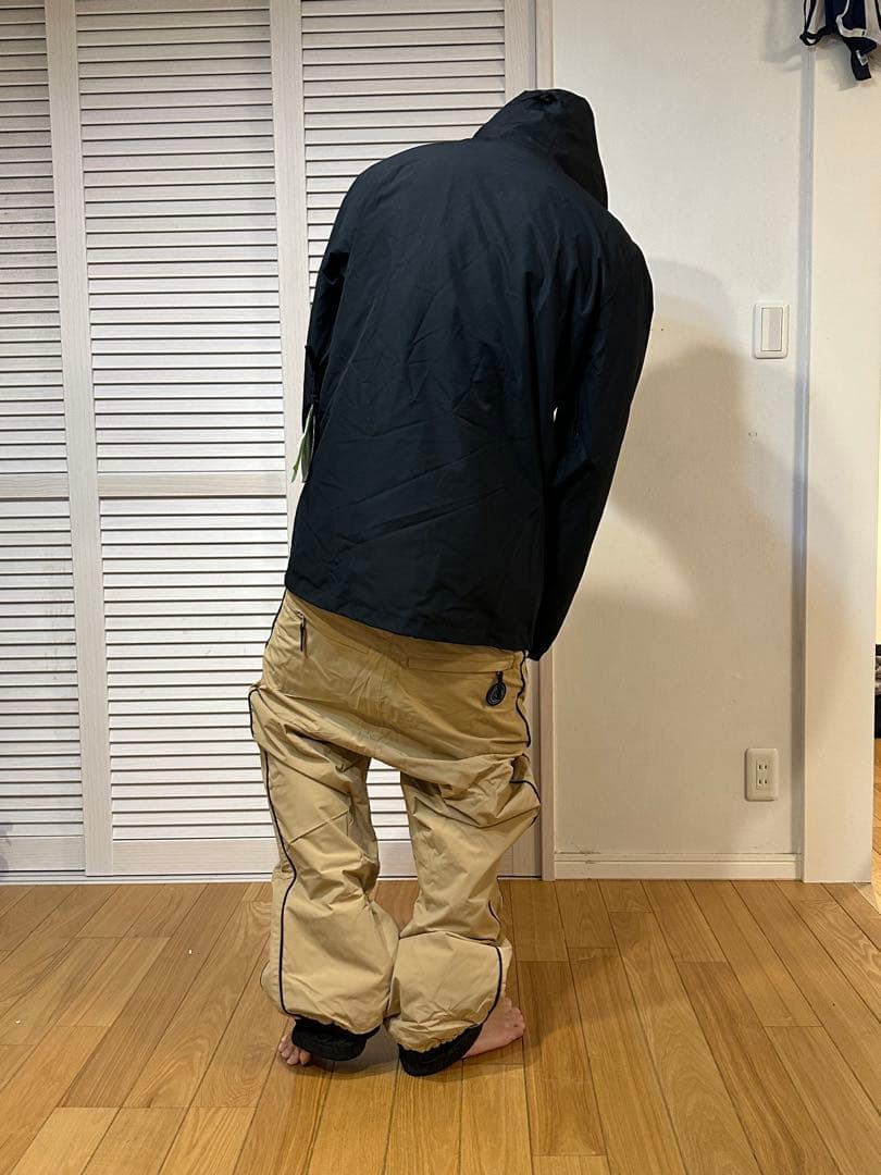 クイックシルバー上下セット　上下Ｌ　定価56100円