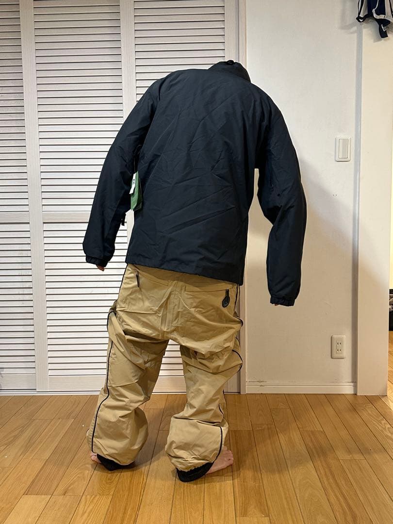 クイックシルバー上下セット　上下Ｌ　定価56100円