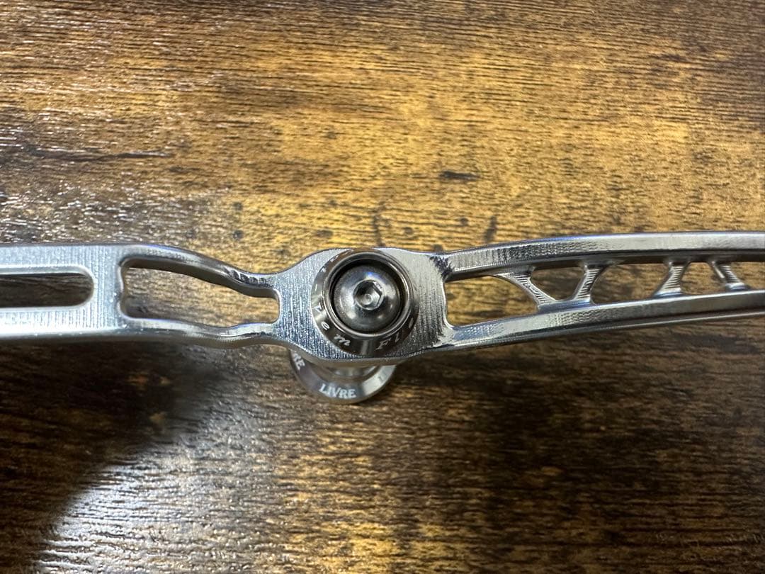 Union 52-58 LIVRE カスタムハンドル F inoノア　ダイワ用