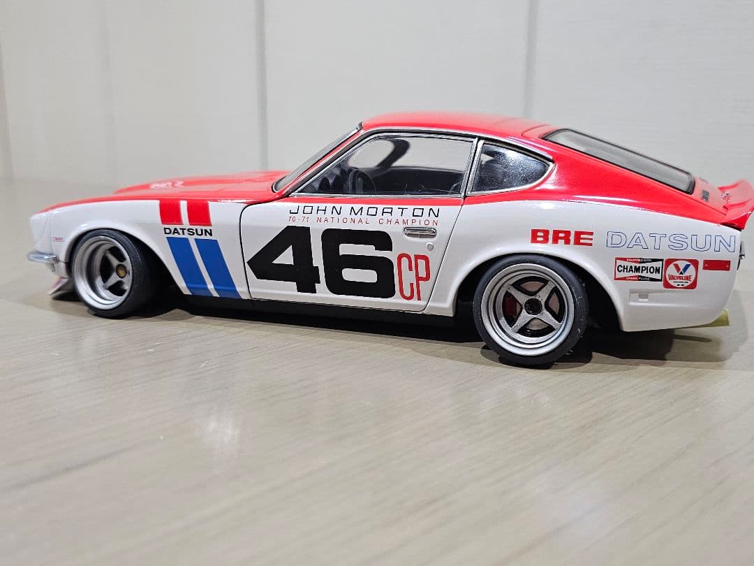 京商　BRE　DATSAN 　240Z 　レーシングカー