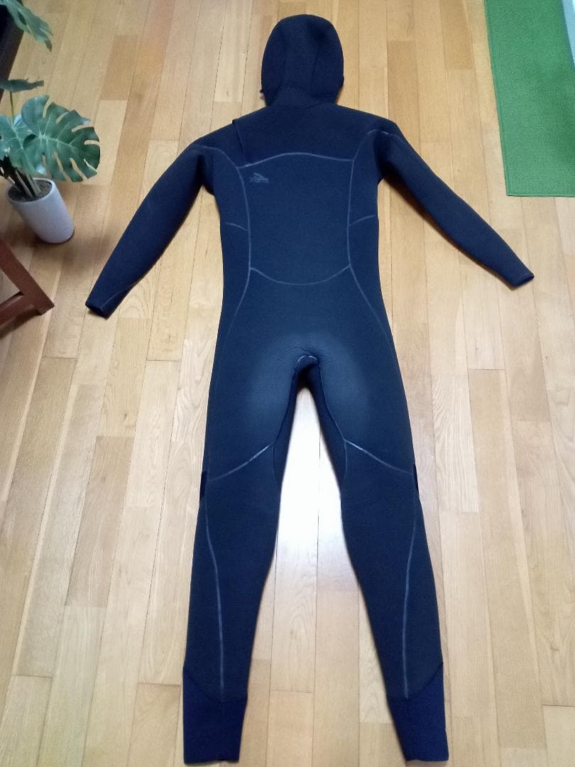パタゴニア patagonia フルスーツ　フロントジップフード付き