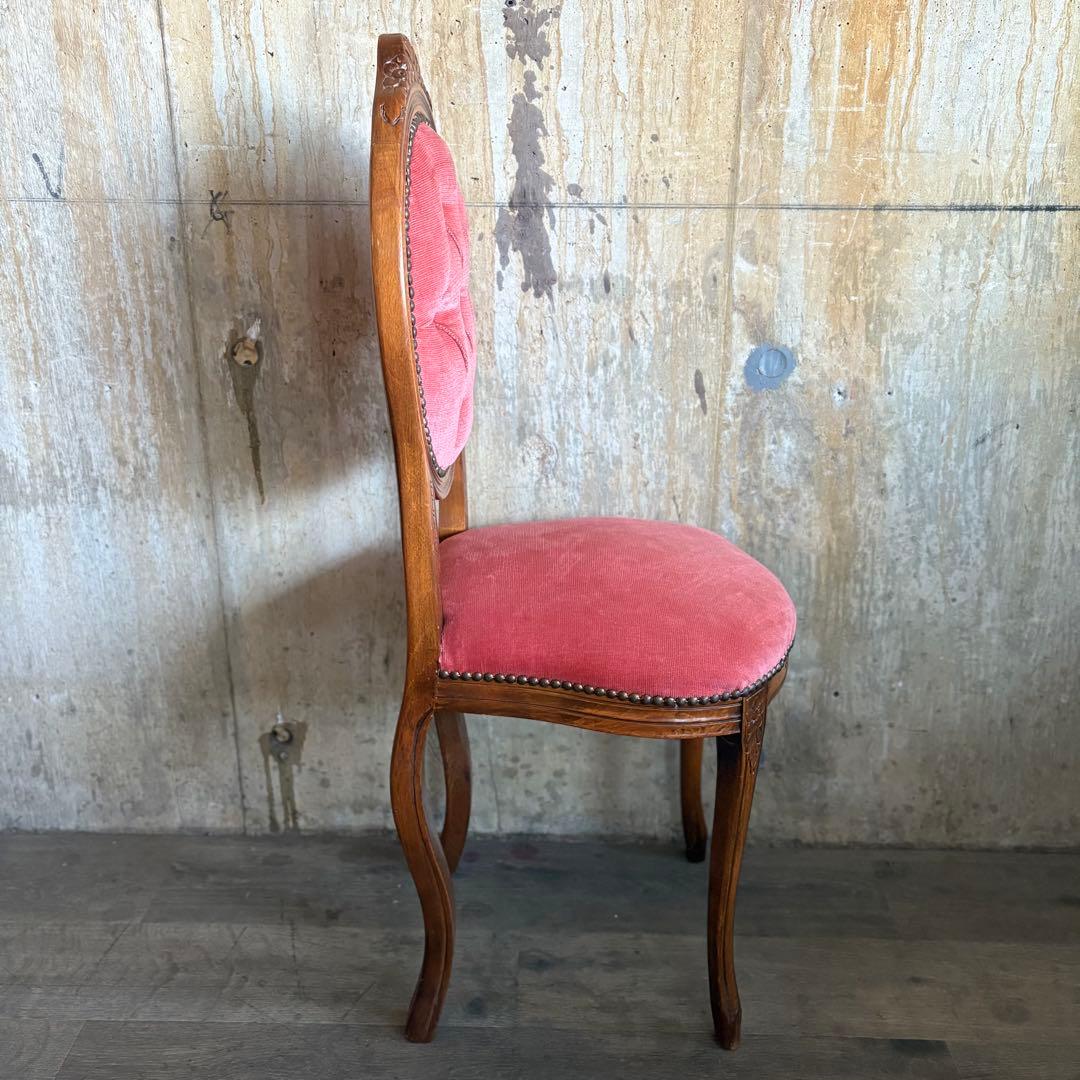 クラシック　リベット猫脚チェア