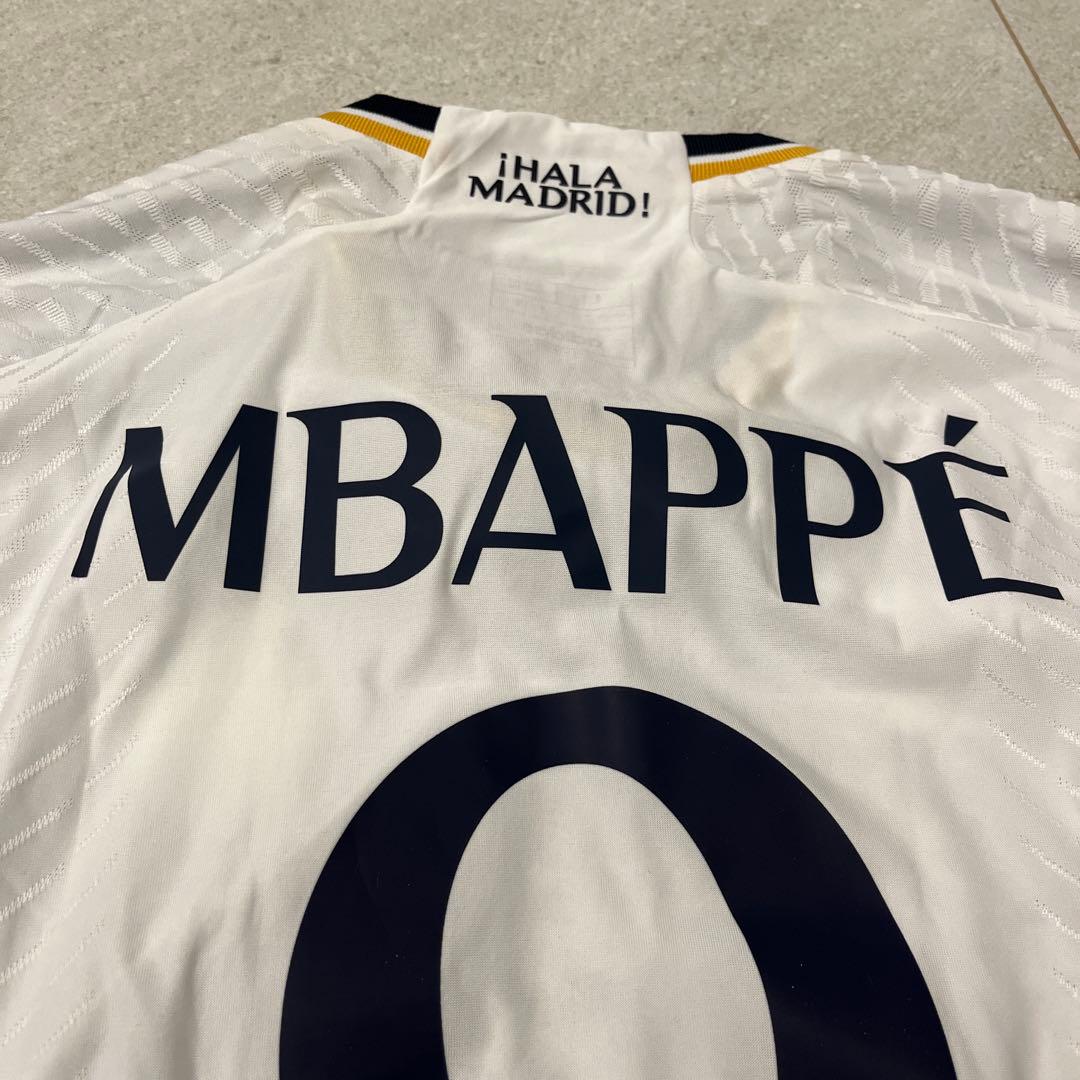 美品　レアル・マドリード ホーム　ユニフォーム　長袖