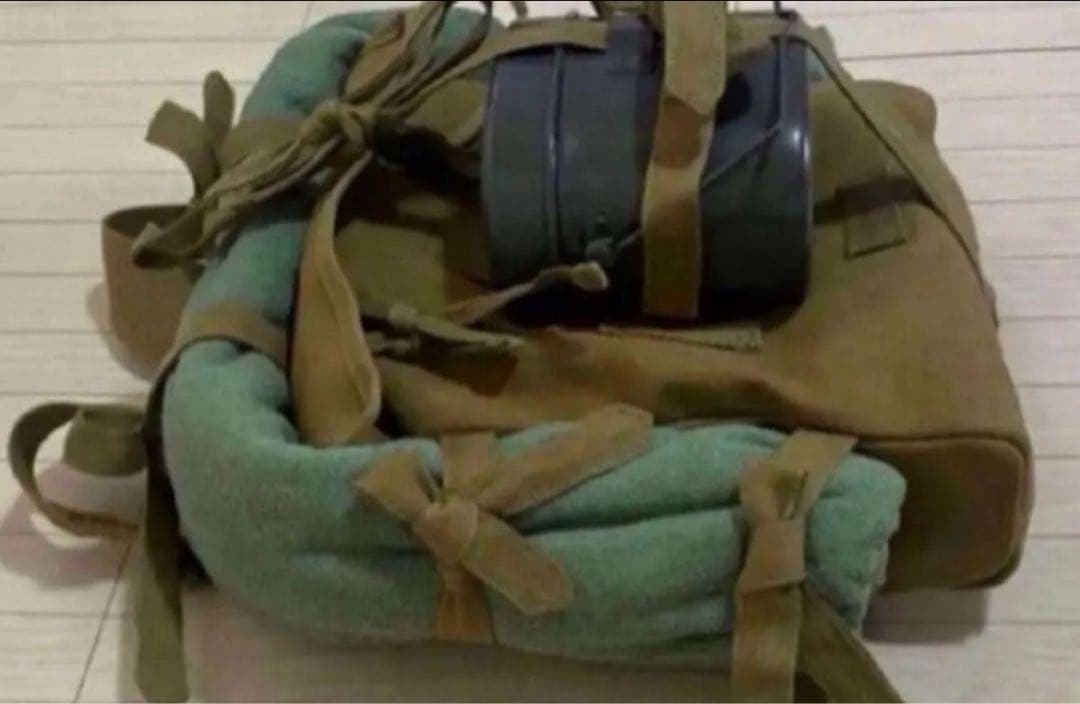 日本軍 兵用九九式背嚢(複製品）と毛布(新品）、飯盒付き(中古のオマケ付）サバゲ