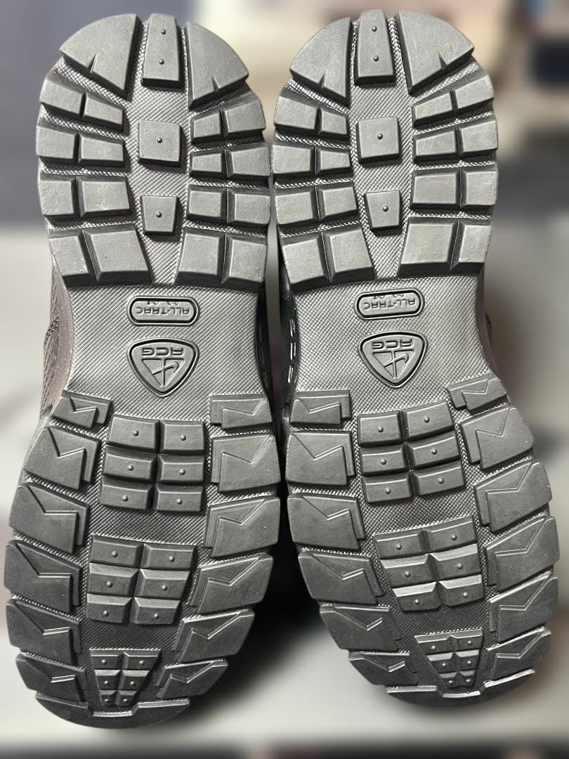 Supreme × Nike Air Max Goadome \"Black\"