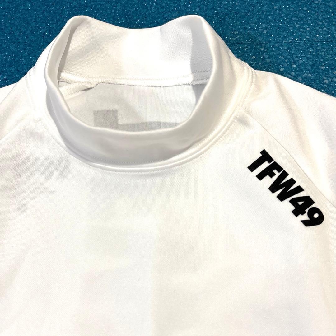 【23年/極美品/レディースM】TFW49　モックネック　ストレッチ　ホワイト