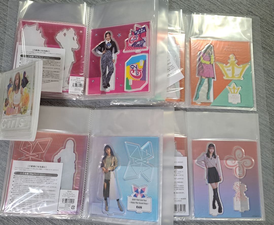 Girls²　アクリルスタンド