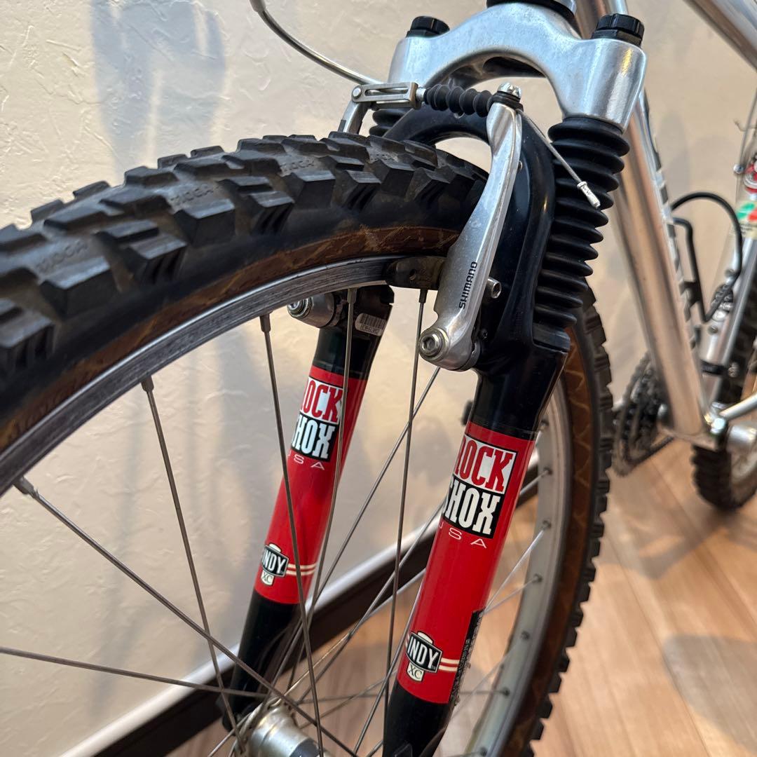 【直引取もOK】GIANT ATX 890 アルミ 26インチ MTB シルバー