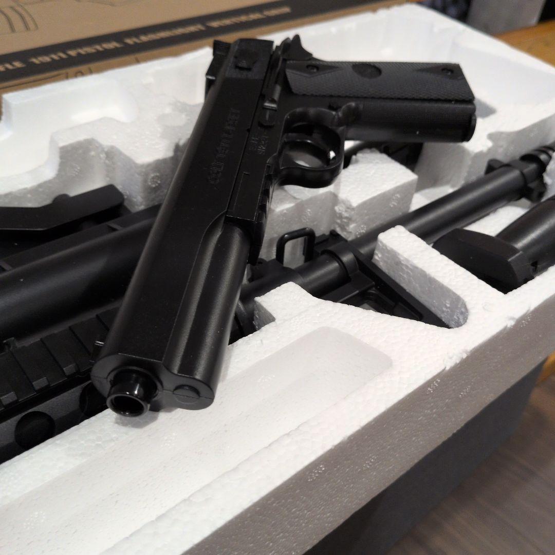 M4 R.I.S Colt 1911モデル トイガン