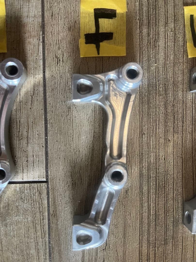 hope tech ブレーキ台座　（１個値段になります）