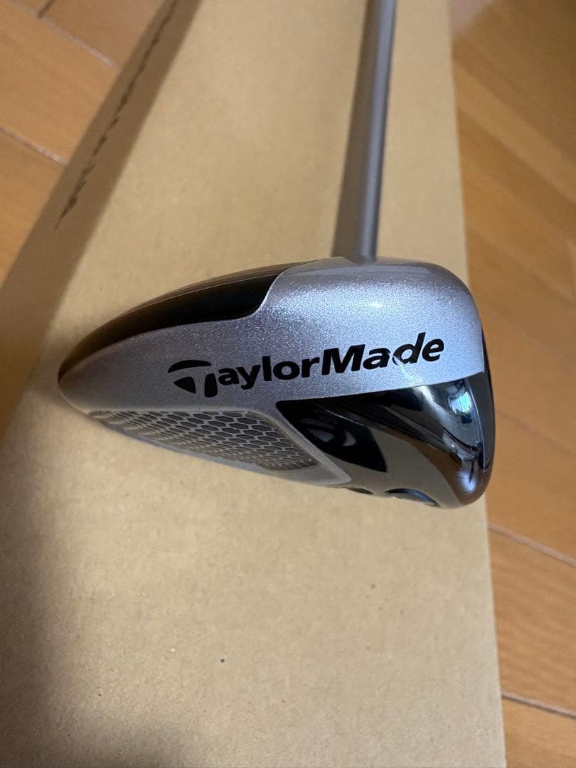 【美品】テーラーメイドM6 3U（19度）Rフレックス ヘッドカバー付き