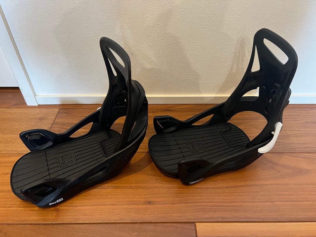 バートン ステップオン ビンディング キッズ Burton ブラック