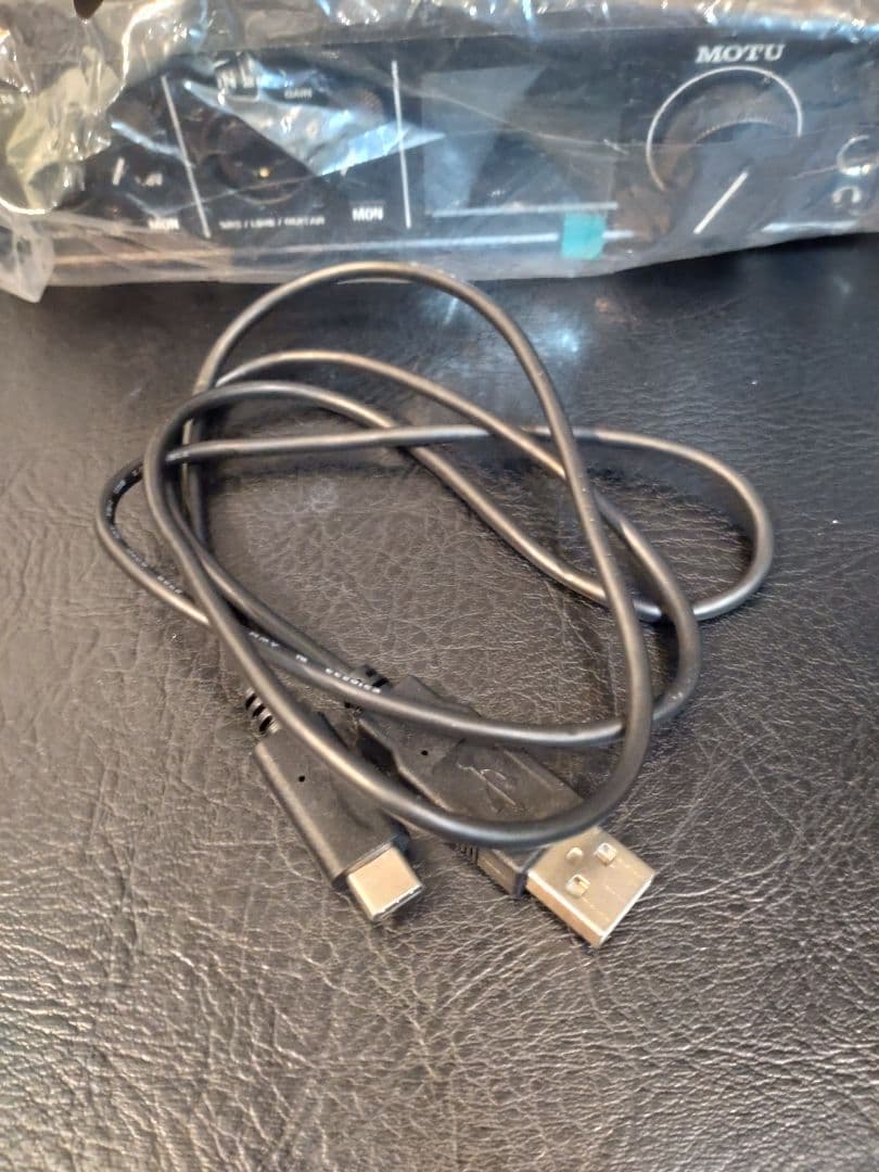 ほぼ未使用 MOTU M2 オーディオインターフェイス