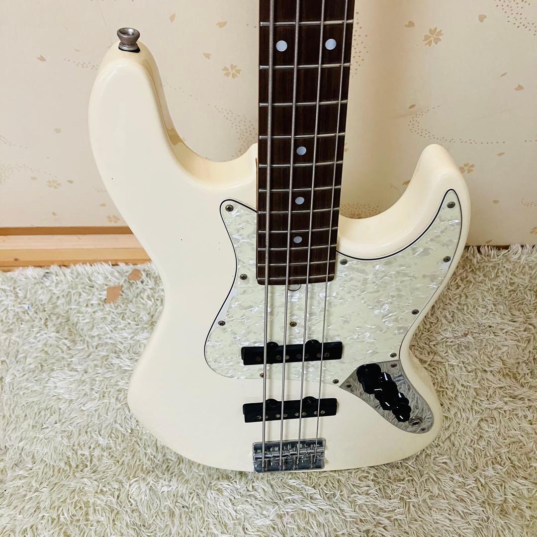 【レア　希少】Bacchus WL-001  WHITE ジャズベース
