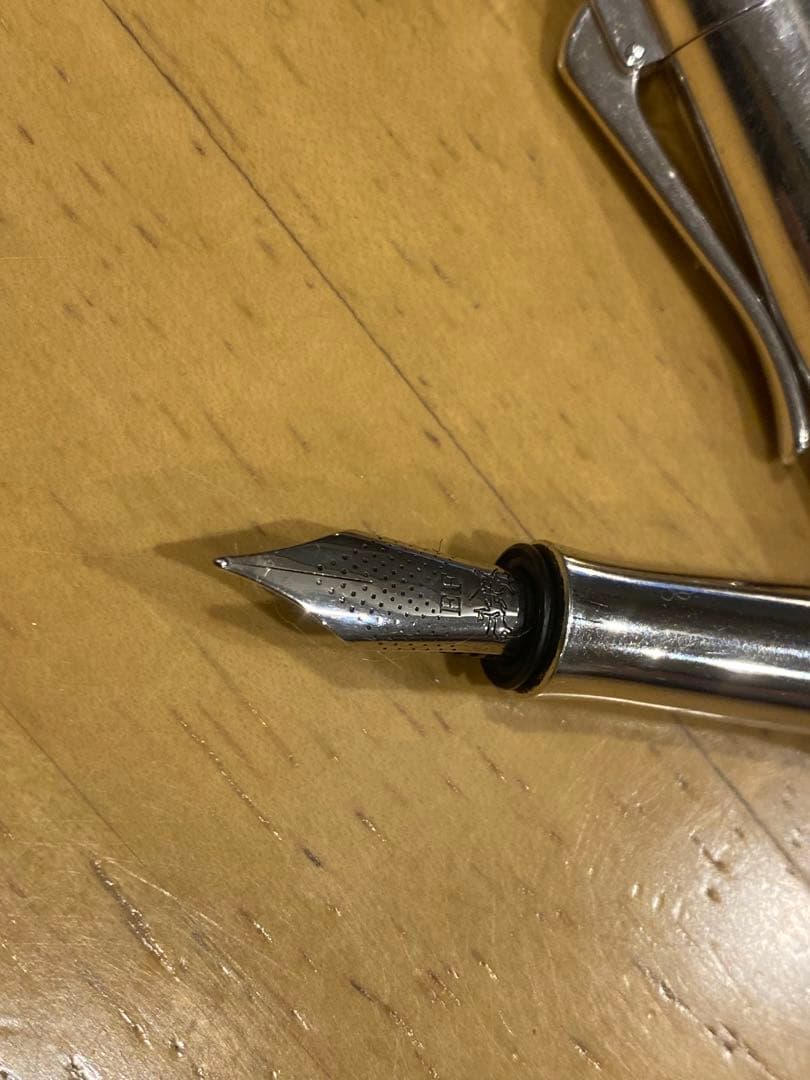 ファーバーカステル　プラチナ　万年筆　定価90,000