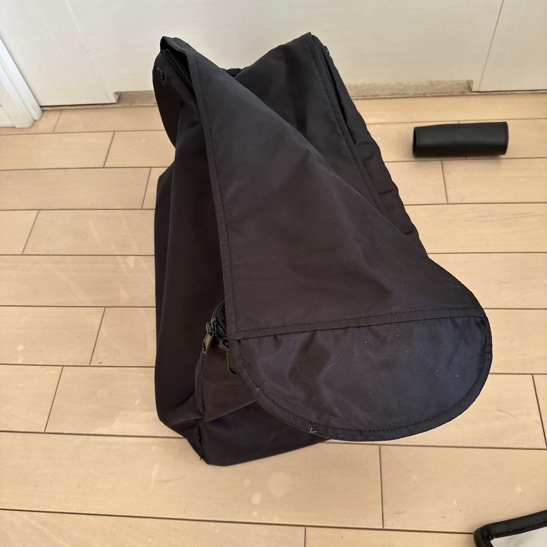 A BIENTOT バッグ 白と黒