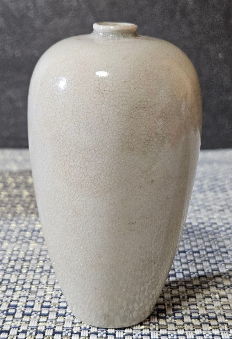 中国古陶磁器　中国古美術　古玩　清朝　 清代　白磁　点緑釉　小壺　花入　鼻煙壺