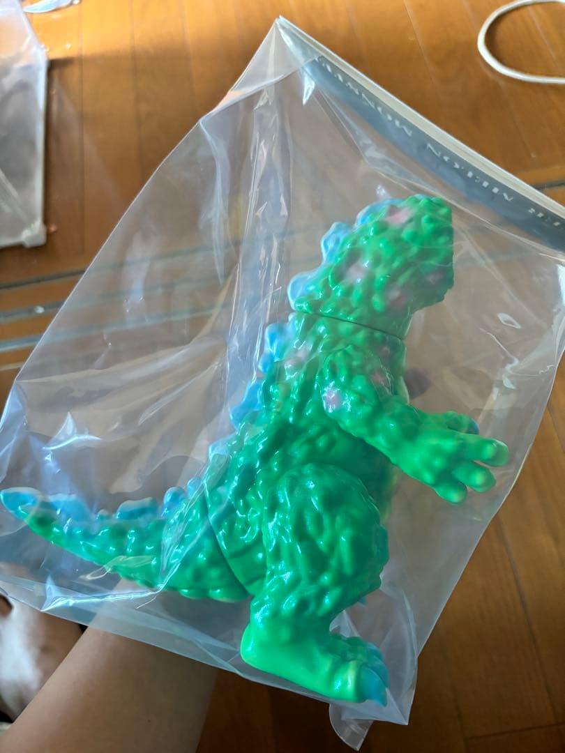 ゴーヤ怪獣　お化粧ゴーヤ怪獣