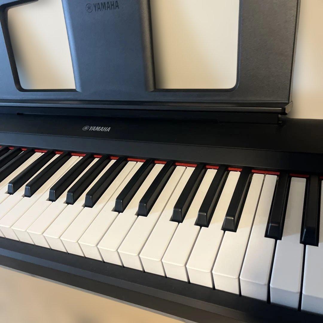 ほぼ未使用 YAMAHA キーボード Piaggero NP-35B