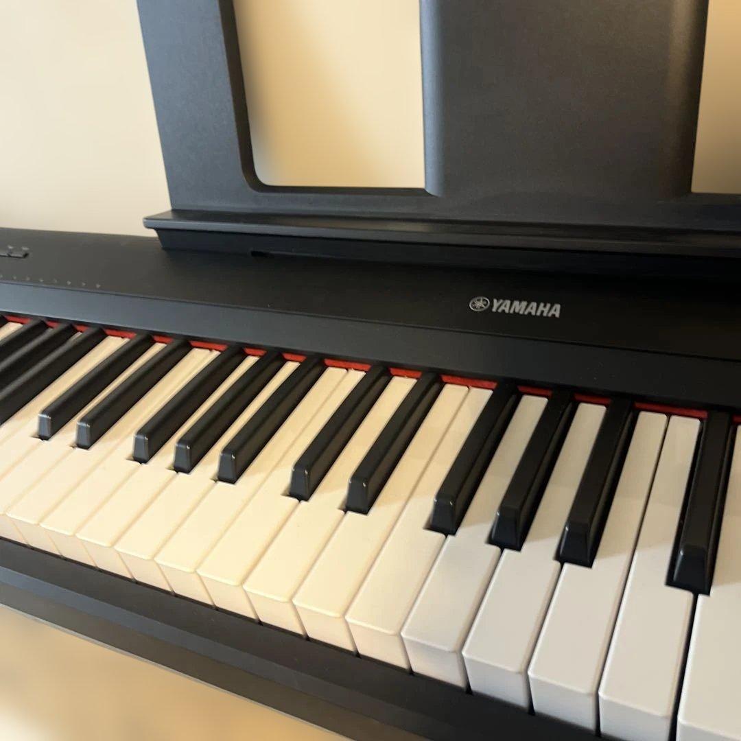 ほぼ未使用 YAMAHA キーボード Piaggero NP-35B