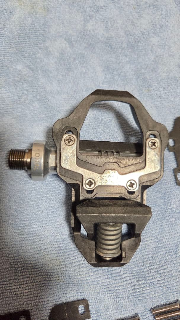 EQUAL 他調整形ROADペダル シマノ SPD-SL対応 ビンディングペダル