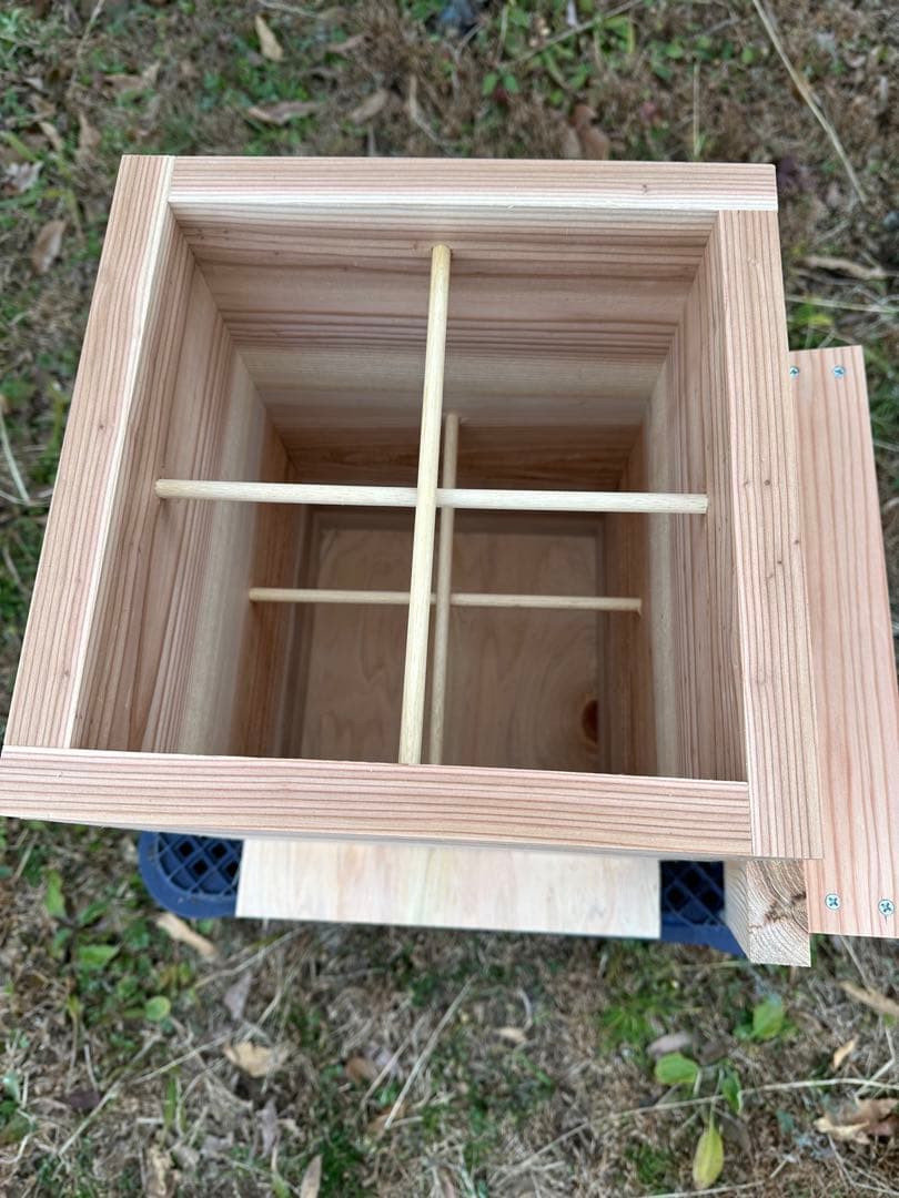 日本ミツバチ　重箱式巣箱　飼育捕獲用