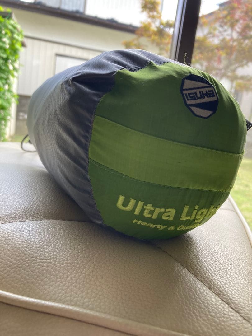イスカ ウルトラライト 夏用シュラフ　寝袋 コンパクト ツーリング ソロキャンプ