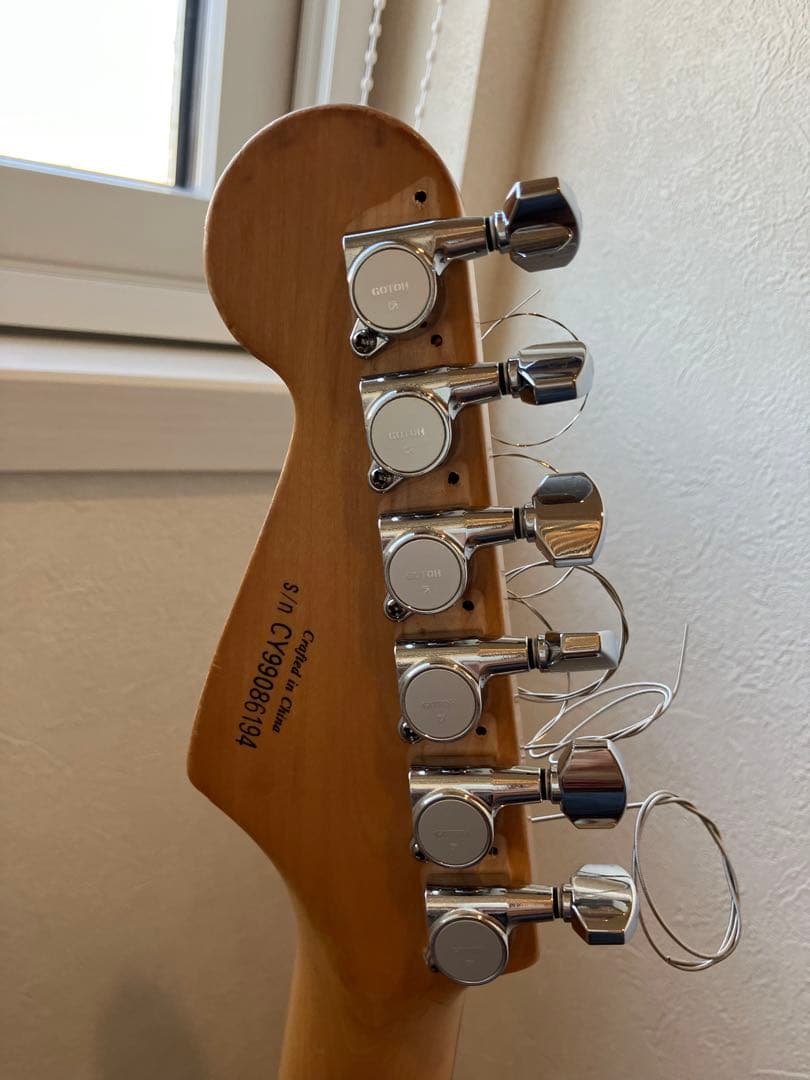 カスタム済み！スクワイヤーフェンダー ストラトキャスター