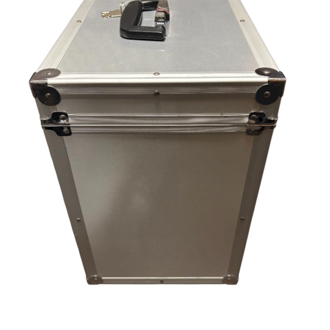 美品 レコード用収納 ハードケース アルミ製LP50-60枚収納DJ No.2