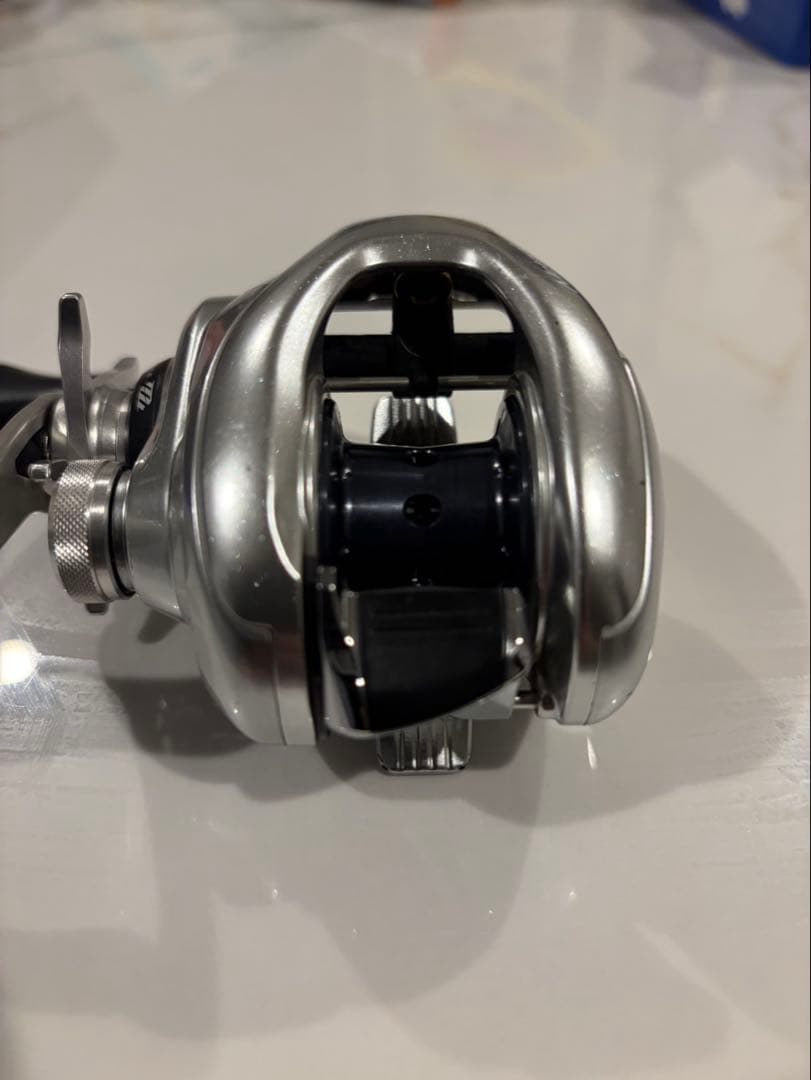 シマノ 16メタニウム MGL 左ハンドル 6.2 ノーマルギア｜中古