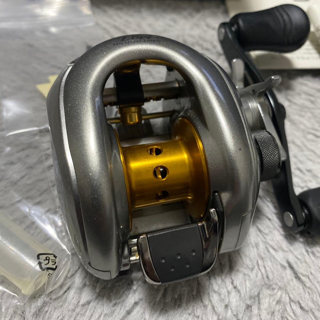 ウ*子様 シマノ　07メタニウムMG7 極美品　カスタム　右ハンドル