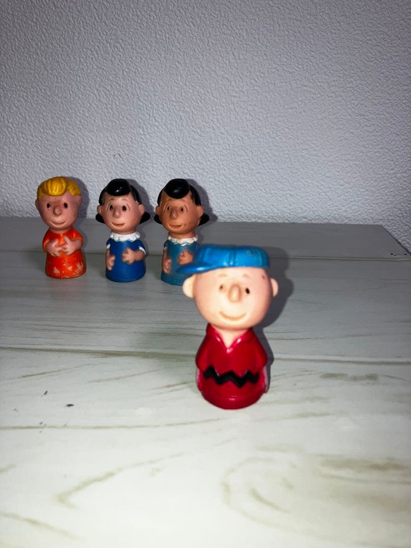 70年代 スヌーピーとピーナッツギャング　ソフビ　プッシュピンズ　まとめて
