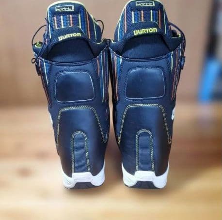 BURTON スノーボードブーツ 26cm! 26101