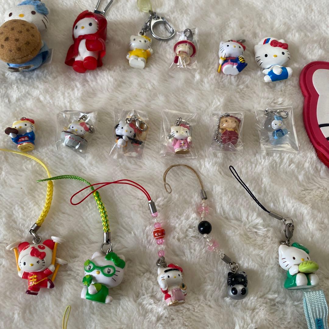 ハローキテご当地キーボルダー　 ストラップ 約32個セットまとめ売り