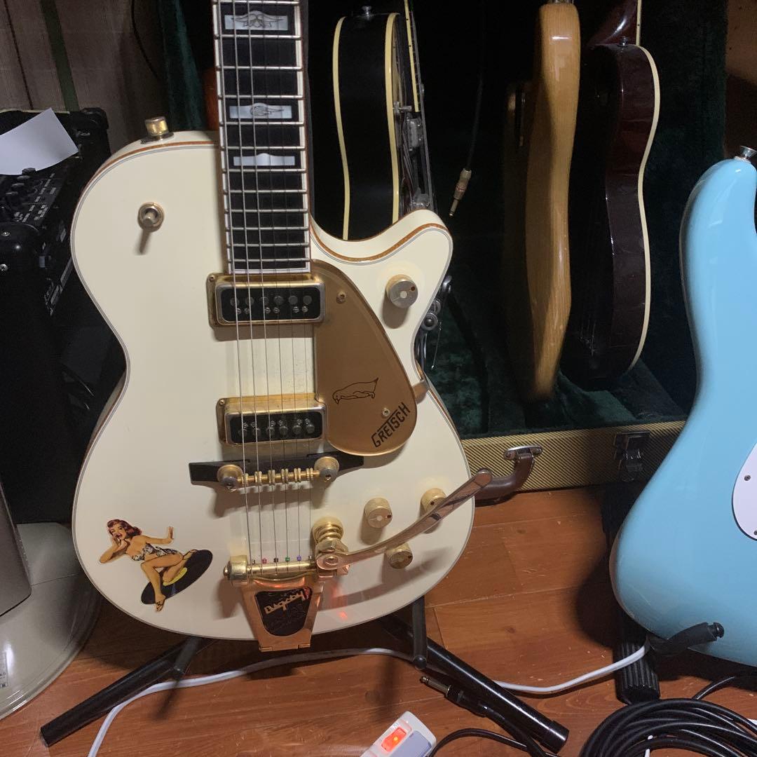 グレッチ　ホワイト　ペンギン　ブライアン　ストレイ