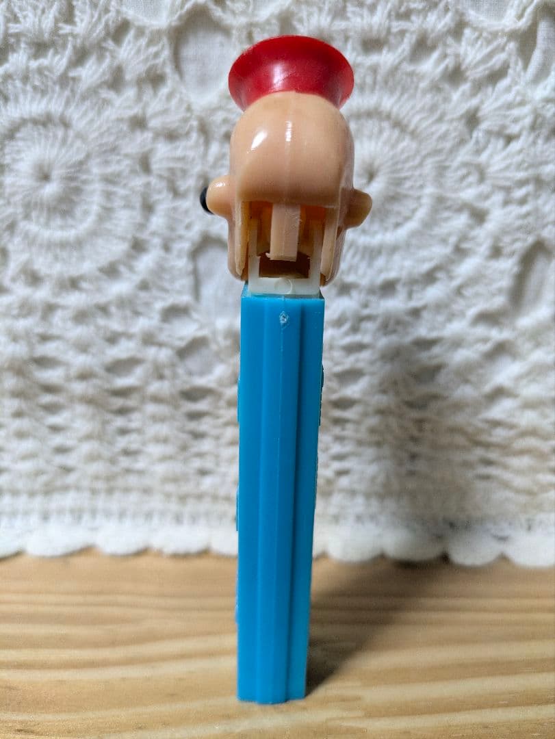PEZ ポパイC 赤帽子　ペッツ