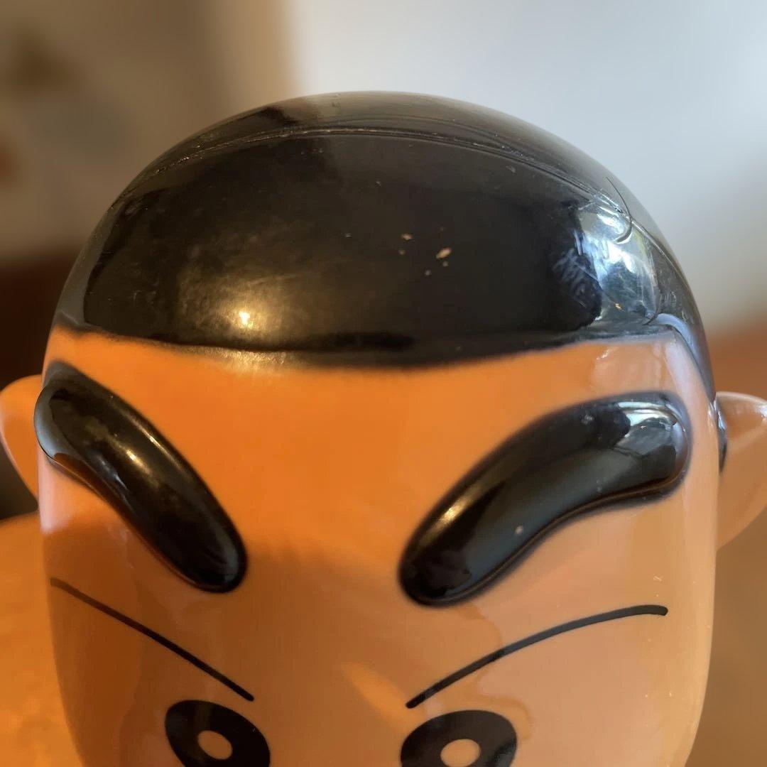 希少　クレヨンしんちゃん　貯金箱　オレンジ