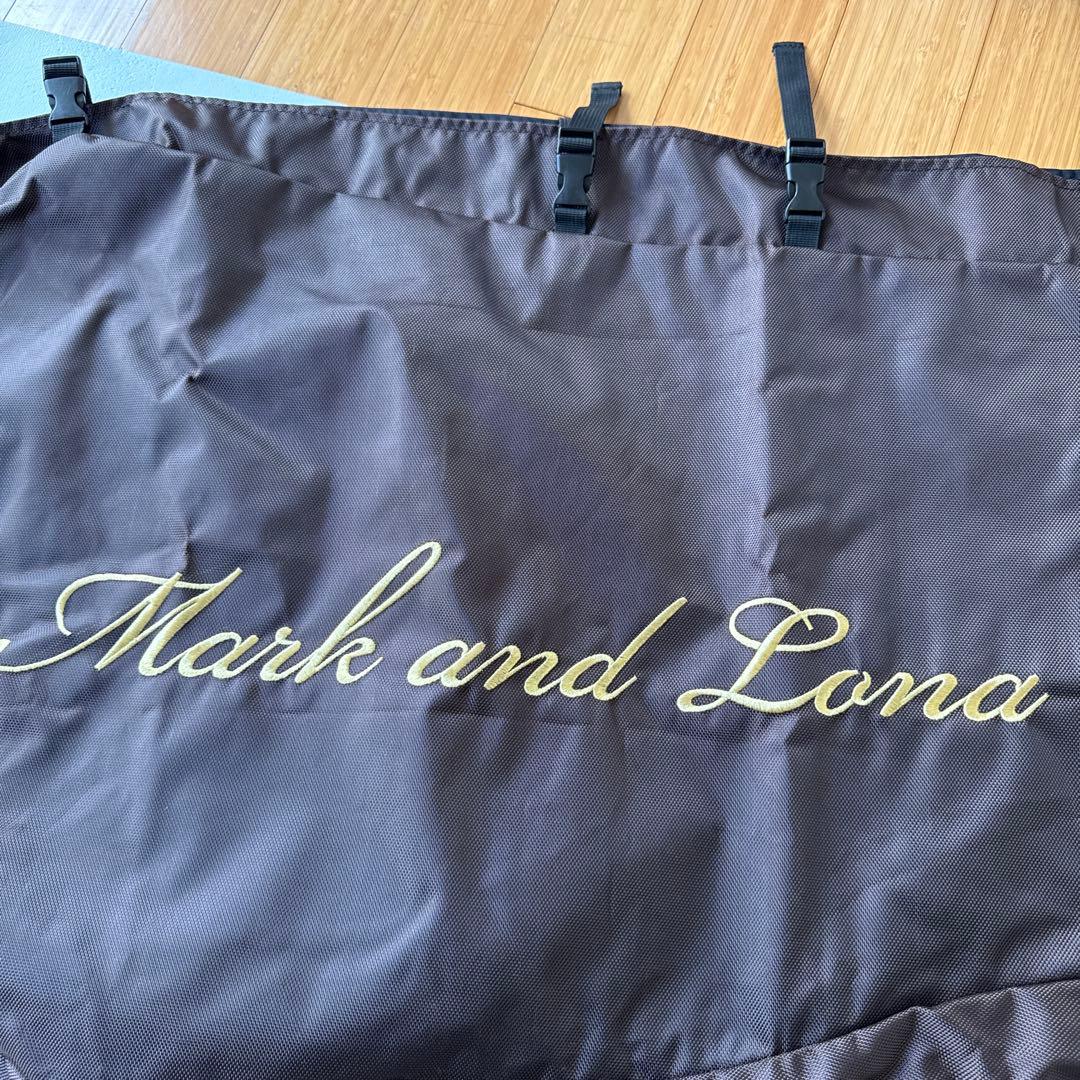 再度値下げ　　マークアンドロナ　トラベルカバー　茶色