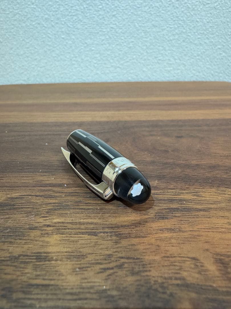 モンブラン スターウォーカー ブラックミステリー ファインライナー