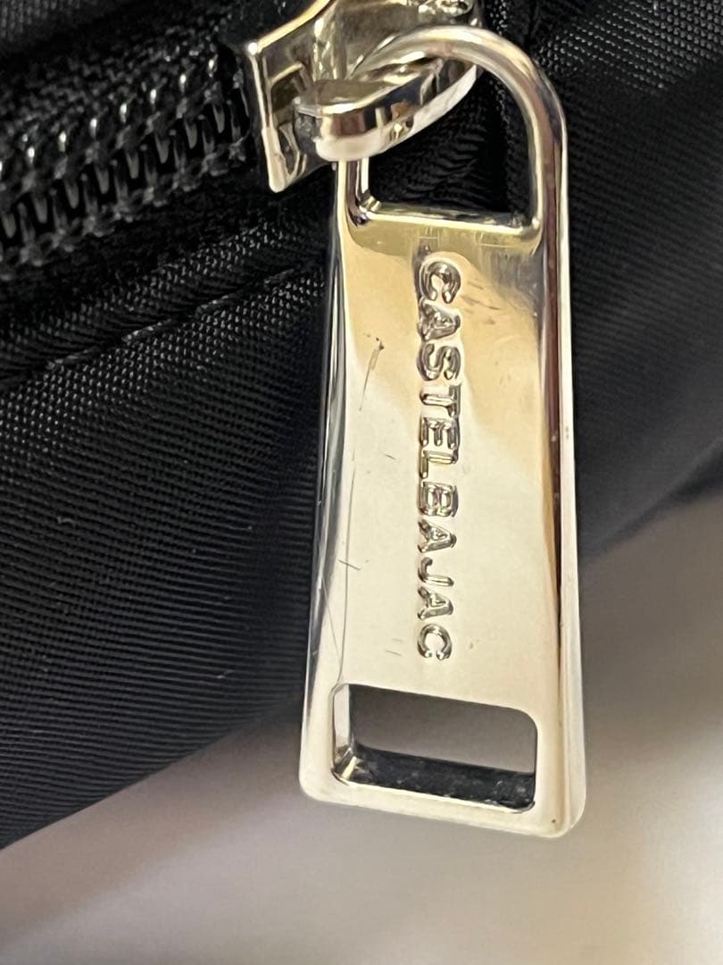 カステルバジャック　T挿しBEAR付き　サッチェルラウンドバッグ