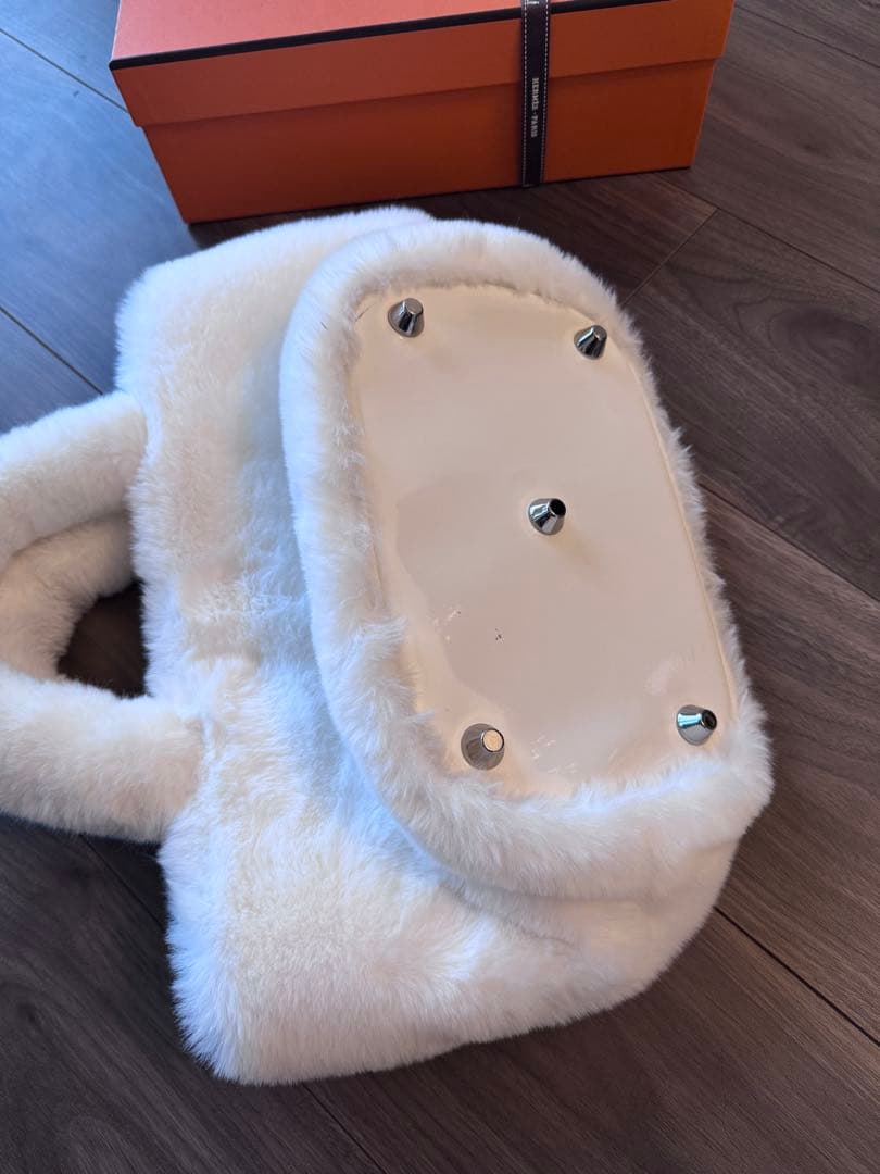 【美品】1度のみ使用　GFORE モコモコ　ゴルフカートバック　ホワイト