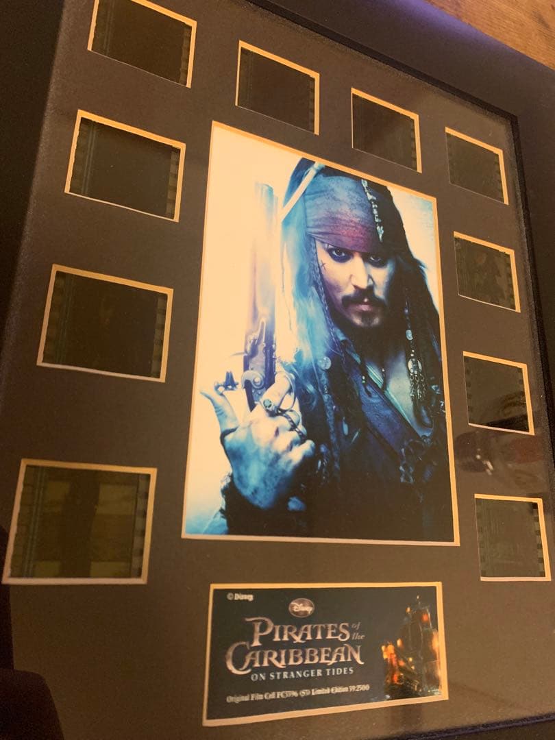 【美品】パイレーツオブカリビアン ジャックスパロウ 映画フィルム パネル