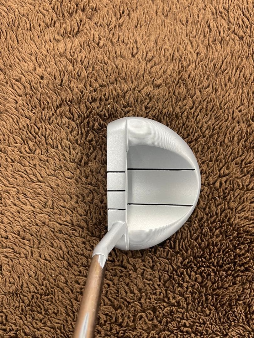 オデッセイ ODYSSEY WHITE HOT OG ROSSIE パター