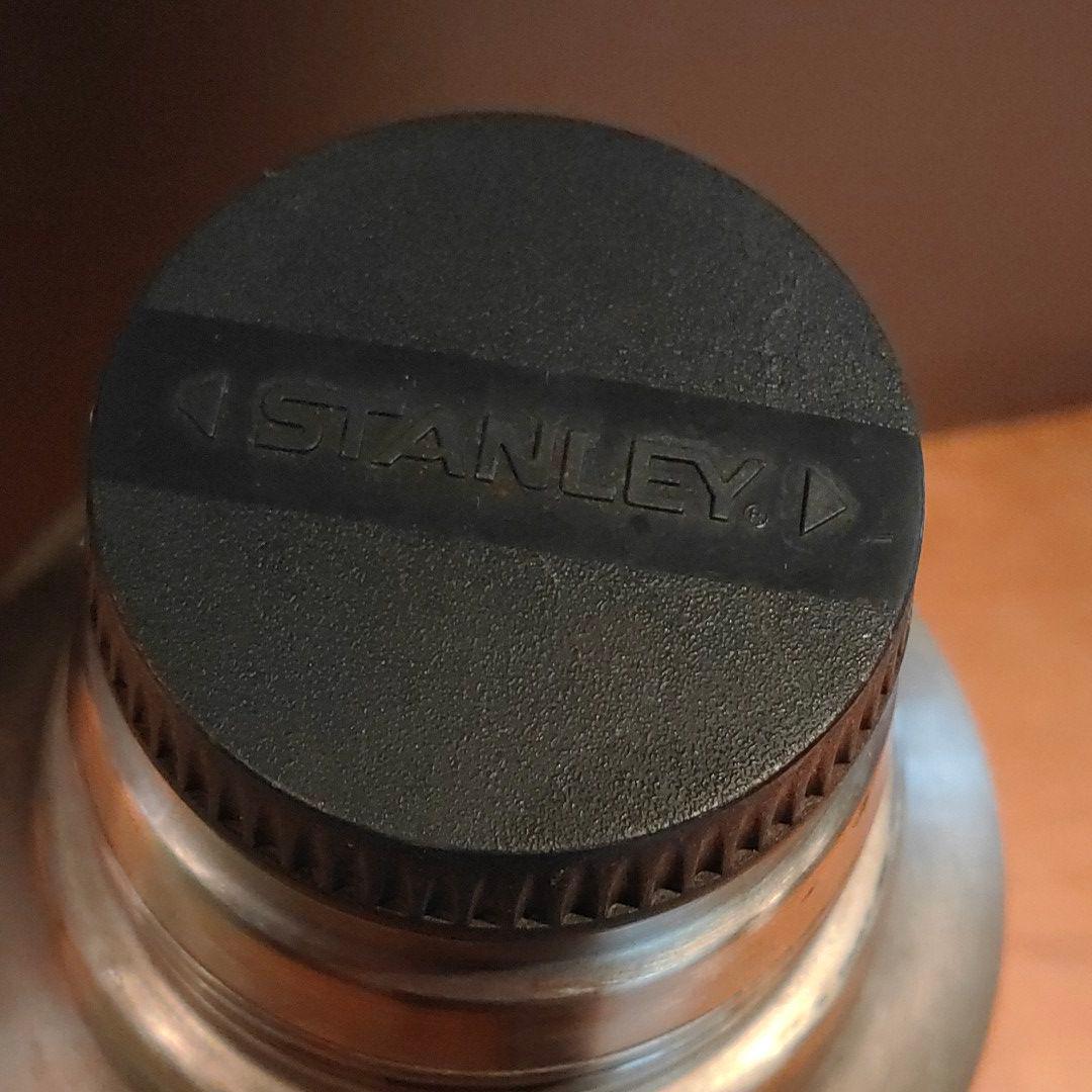 【正規品】STANLEY スタンレー  クラシック真空ボトル