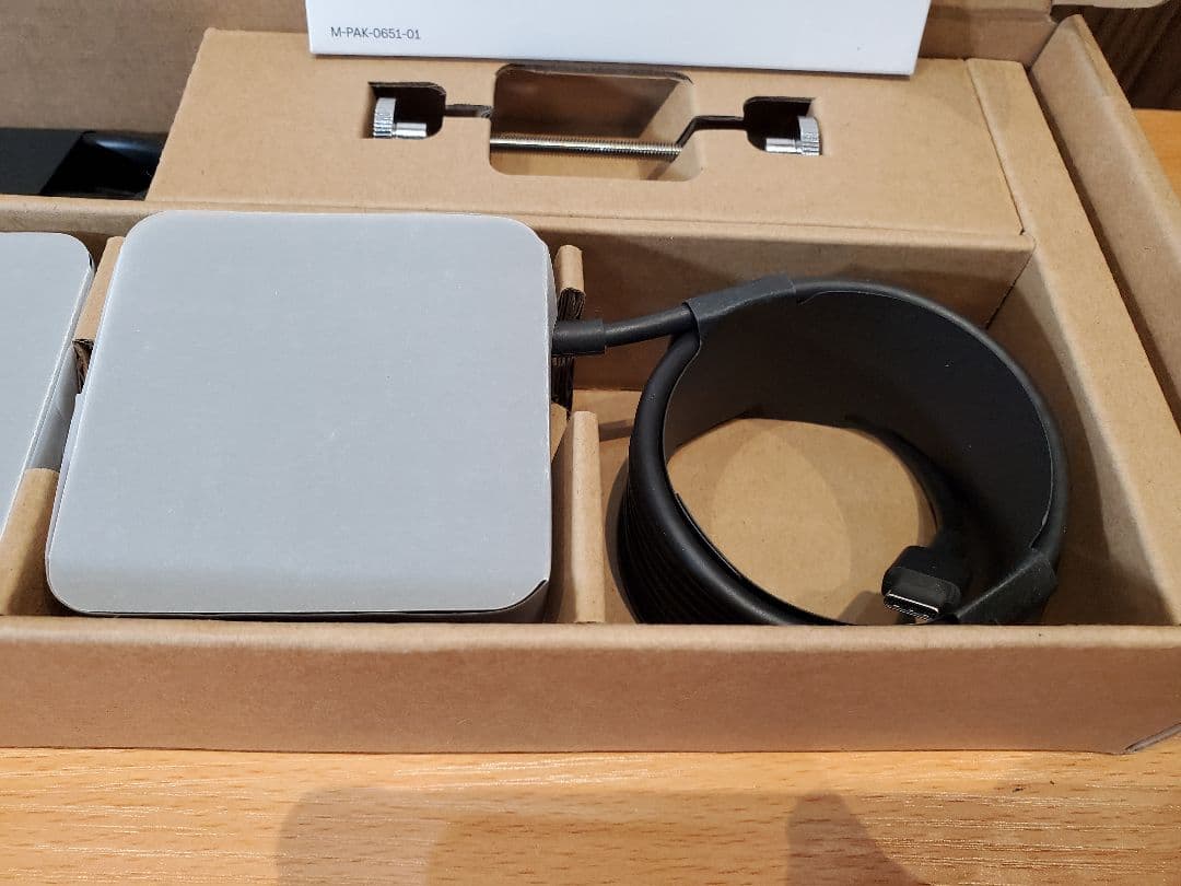 新品未使用　Square スタンド　付属品