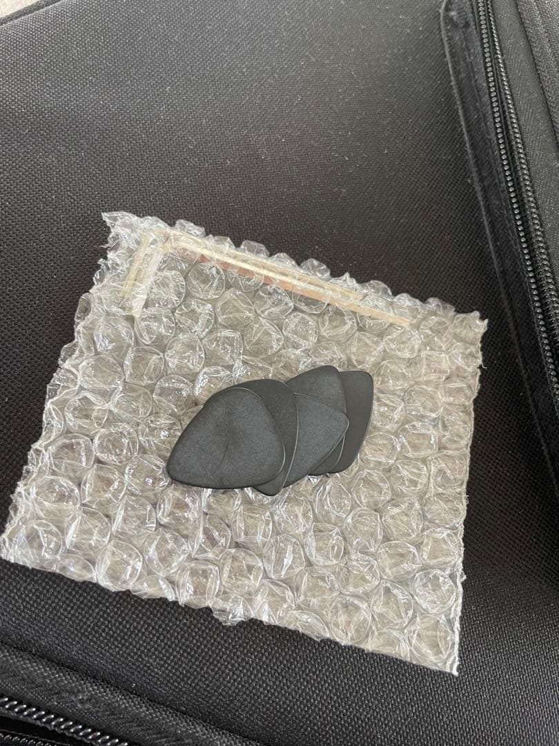 Kiesel ZM8 Zeus 8弦 Headlessギター