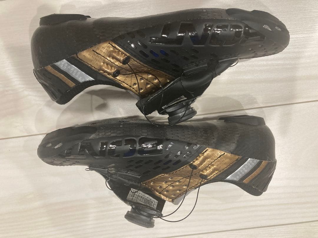 BONT CYCLING ボントサイクリングシューズ　試着のみ美品