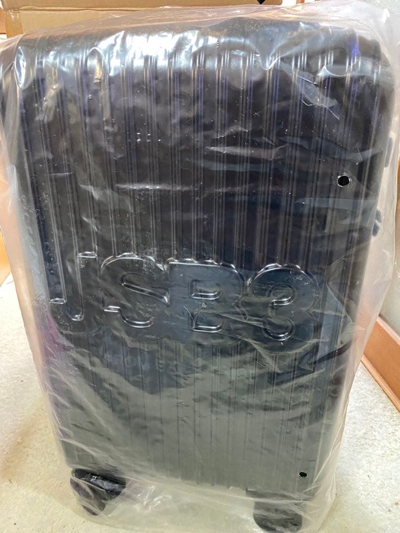 キャリーケース ٩(๑❛ᴗ❛๑)۶ランべダー （9.28 12時まで有効）