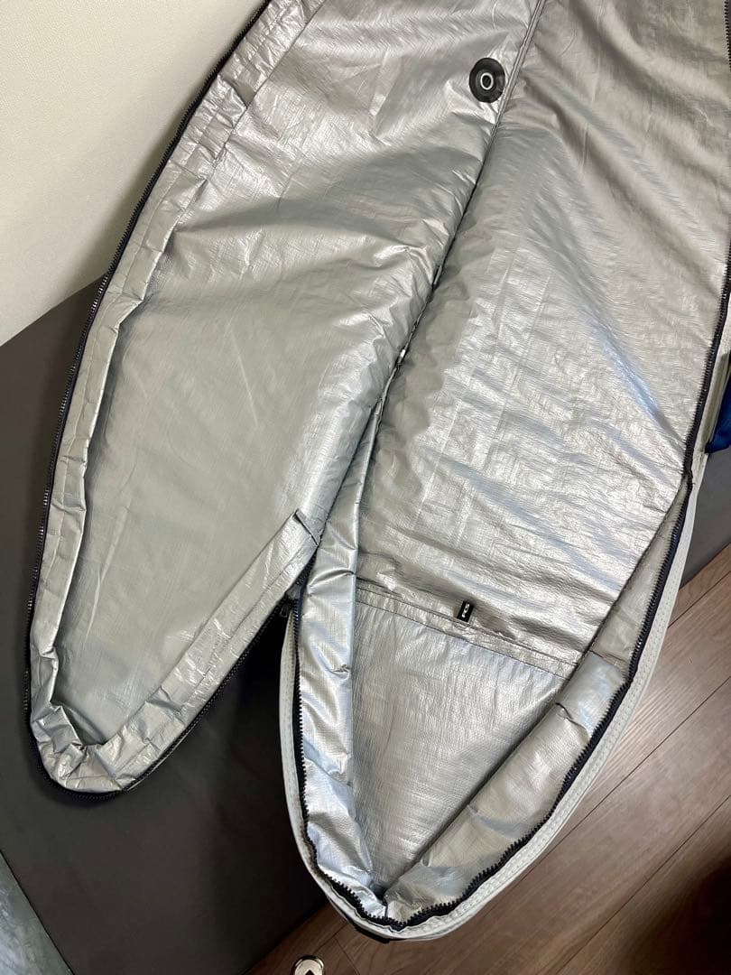 FCS サーフボードケース／シルバー・ブルー